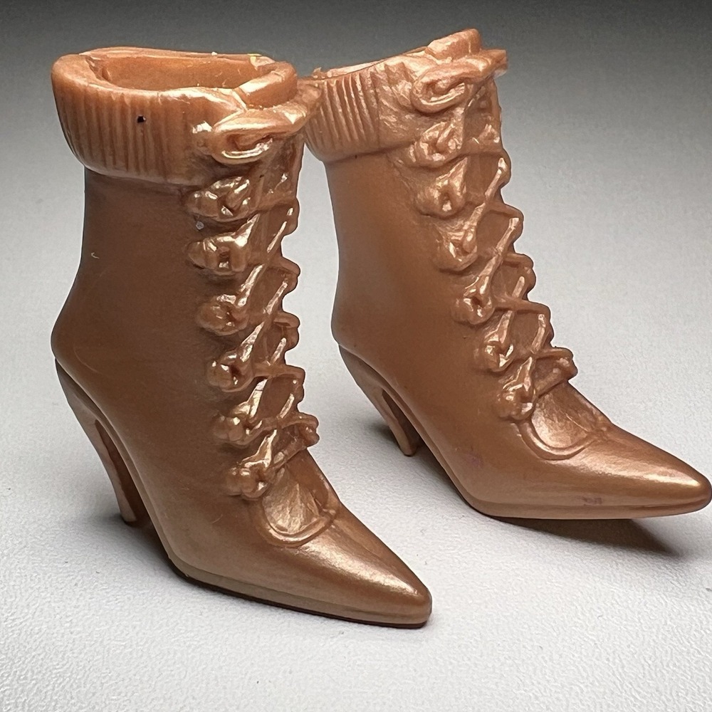 Vintage Fashion Single Doll Boot